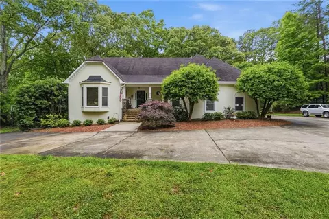 659 Hidden Branches Trl, Canton, GA 30115