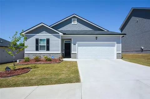 8594 Seabiscuit Rd, Lithonia, GA 30058