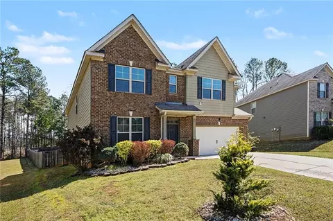 Exterior - 1406 Stone Ridge Ct, Hampton, GA 30228 photo 2 of 6