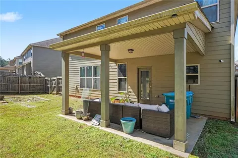 Exterior - 1406 Stone Ridge Ct, Hampton, GA 30228 photo 4 of 6