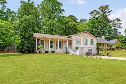 1262 Jordan Rd, Powder Springs, GA 30127