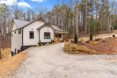 64 Nickel Ln, Ellijay, GA 30540