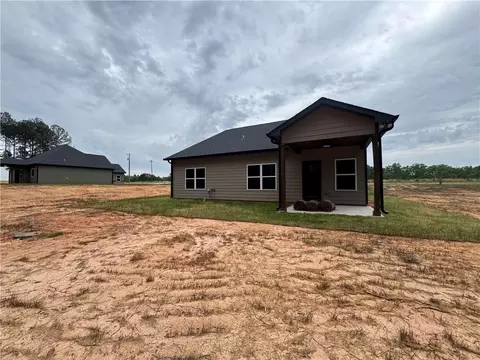 Exterior - 2057 N Hicks Rd, Toccoa, GA 30577 photo 5 of 6