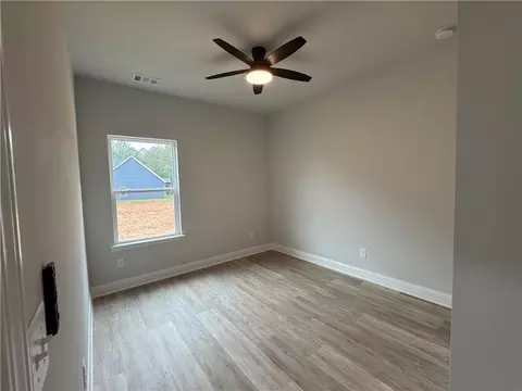 Bedroom - 2057 N Hicks Rd, Toccoa, GA 30577 photo 1 of 4