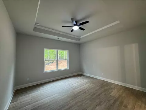 Bedroom - 2057 N Hicks Rd, Toccoa, GA 30577 photo 3 of 4