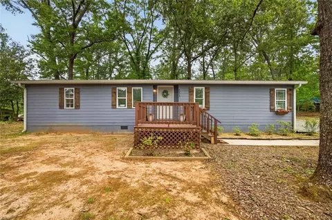 4820 Ryan Rd SE, Acworth, GA 30102