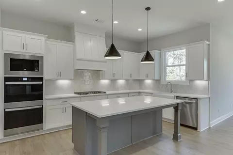 Kitchen - 452 Thunder Rd, Buford, GA 30518 photo 3 of 5