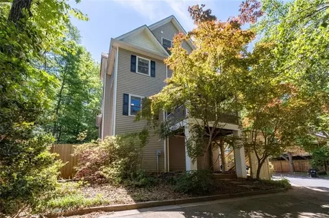 200 Glenlake Commons Dr, Decatur, GA 30030