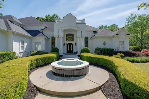 2614 Thurleston Ln, Duluth, GA 30097