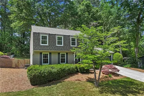 281 Cross Gate Dr, Marietta, GA 30068
