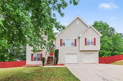 8936 Dornoch Cir, Winston, GA 30187