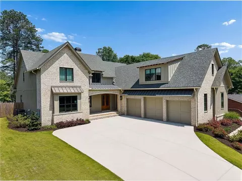 341 Mockingbird Ln SE, Smyrna, GA 30082