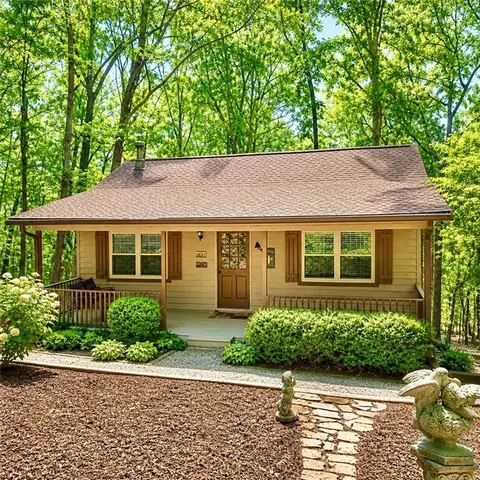 109 Misty Hollow Rdg, Ellijay, GA 30536