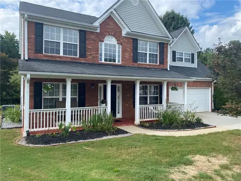 4041 Oak Crossing Dr, Suwanee, GA 30024