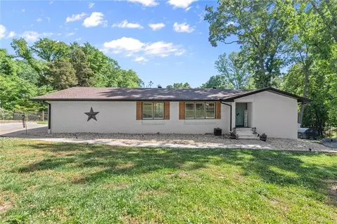 1002 Hank Ln, Canton, GA 30114
