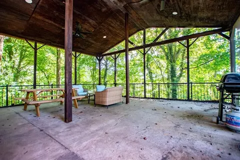 Exterior - 746 Dot Rd, Bowdon, GA 30108 photo 8 of 32