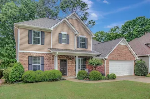 38 Greenview Dr, Newnan, GA 30265