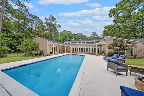 20 Cherokee Rd, Moultrie, GA 31768