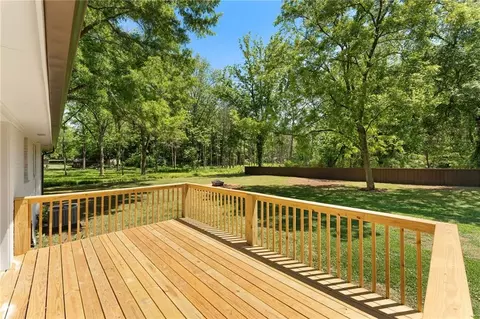 Exterior - 31 Alabama St, Cave Spring, GA 30124 photo 4 of 9