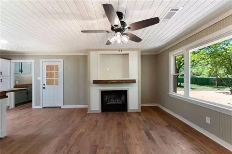 Living - 31 Alabama St, Cave Spring, GA 30124 photo 2 of 3