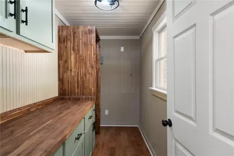 Entry Way - 31 Alabama St, Cave Spring, GA 30124 photo 1 of 3