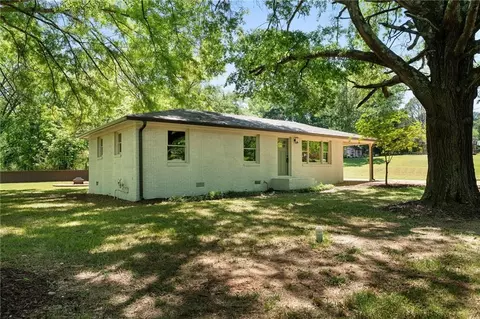 Exterior - 31 Alabama St, Cave Spring, GA 30124 photo 2 of 9