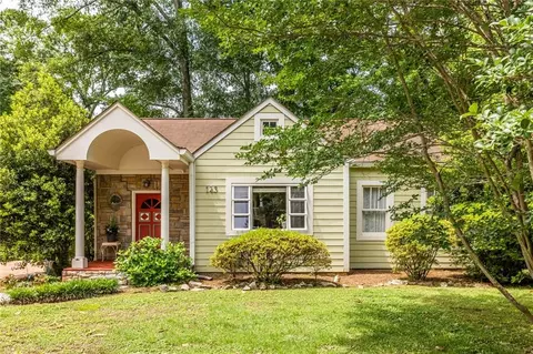 143 Hood Cir, Decatur, GA 30030