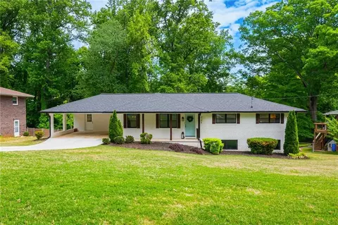 4156 Honeysuckle Dr SE, Smyrna, GA 30082