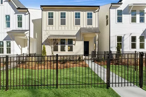 783 Auguste Ave, Scottdale, GA 30079