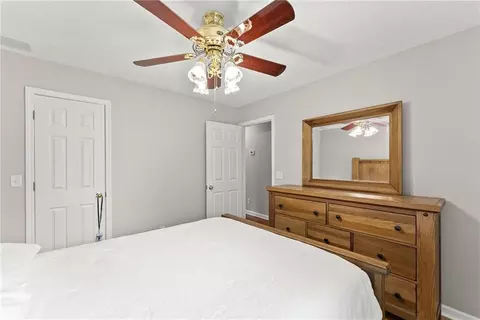 Bedroom - 4570 Summerset Dr, Gainesville, GA 30507 photo 3 of 10