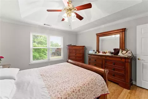 Bedroom - 4570 Summerset Dr, Gainesville, GA 30507 photo 6 of 10