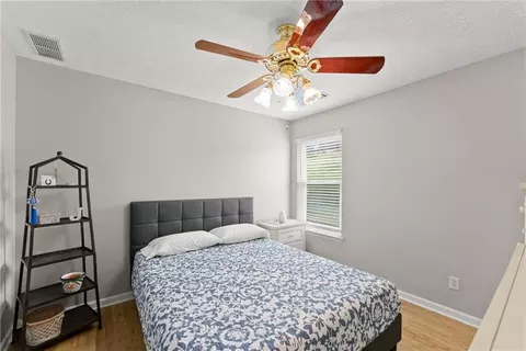 Bedroom - 4570 Summerset Dr, Gainesville, GA 30507 photo 1 of 10