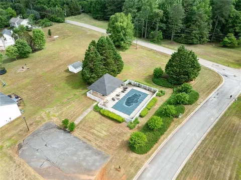 View/Area - 4570 Summerset Dr, Gainesville, GA 30507 photo 10 of 11