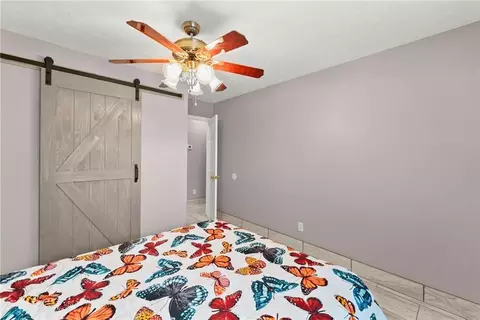 Bedroom - 4570 Summerset Dr, Gainesville, GA 30507 photo 8 of 10