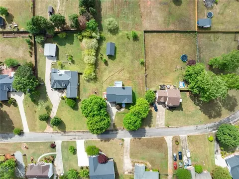View/Area - 4570 Summerset Dr, Gainesville, GA 30507 photo 1 of 11