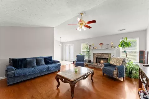 Living - 4570 Summerset Dr, Gainesville, GA 30507 photo 1 of 5