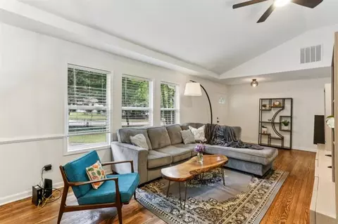 181 Hurt Rd SE, Smyrna, GA 30082