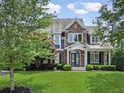 3621 Lake Ridge Ct, Gainesville, GA 30506