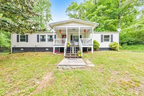 4368 Clark Cir SE, Acworth, GA 30102