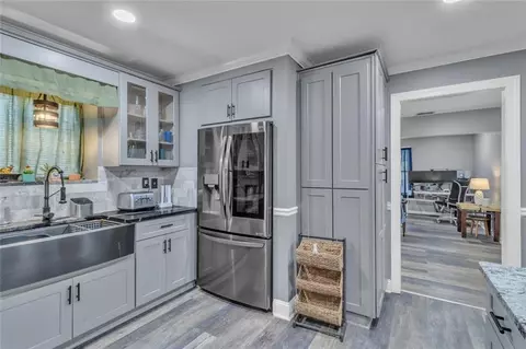 Kitchen - 4086 Rex Rd, Rex, GA 30273 photo 8 of 10