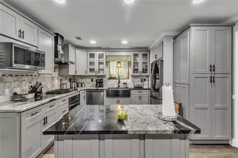 Kitchen - 4086 Rex Rd, Rex, GA 30273 photo 4 of 10