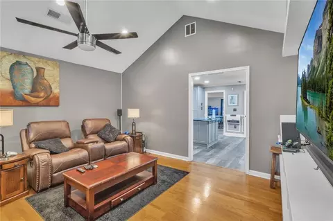 Entry Way - 4086 Rex Rd, Rex, GA 30273 photo 9 of 10