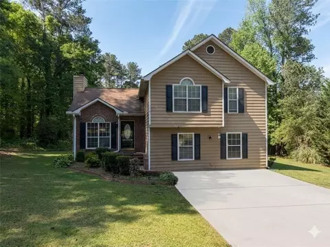 Exterior - 4086 Rex Rd, Rex, GA 30273 photo 1 of 15