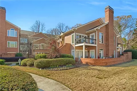 5364 Brooke Ridge Dr, Atlanta, GA 30338