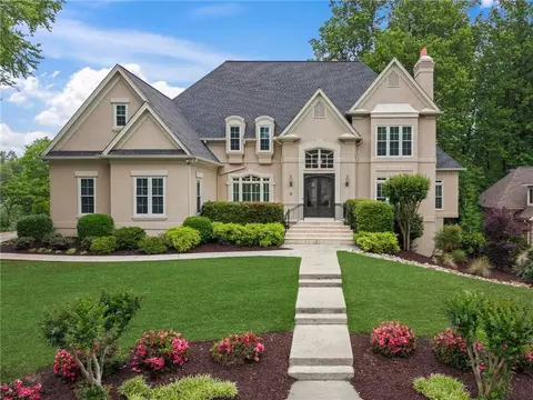 1394 Waterford Green Dr, Marietta, GA 30068