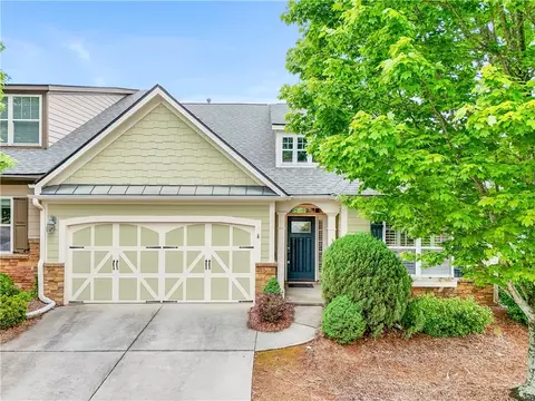 2385 Callaway Ct, Cumming, GA 30041