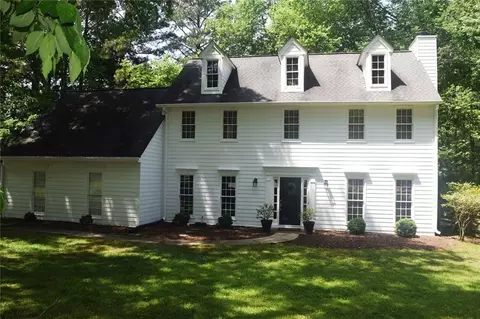1526 Cumberland Ct, Alpharetta, GA 30009