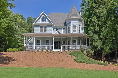 360 Coach House Ln, Milton, GA 30004