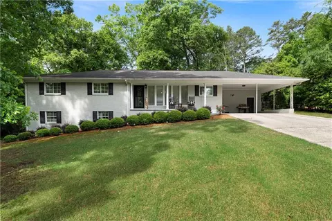 212 Sherwood Dr, Calhoun, GA 30701