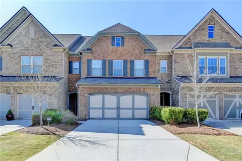5830 Shiloh Woods Dr, Cumming, GA 30040
